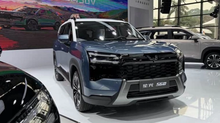 Wuling Starlight 560: три типа привода, семь мест и запас хода до 1100 км